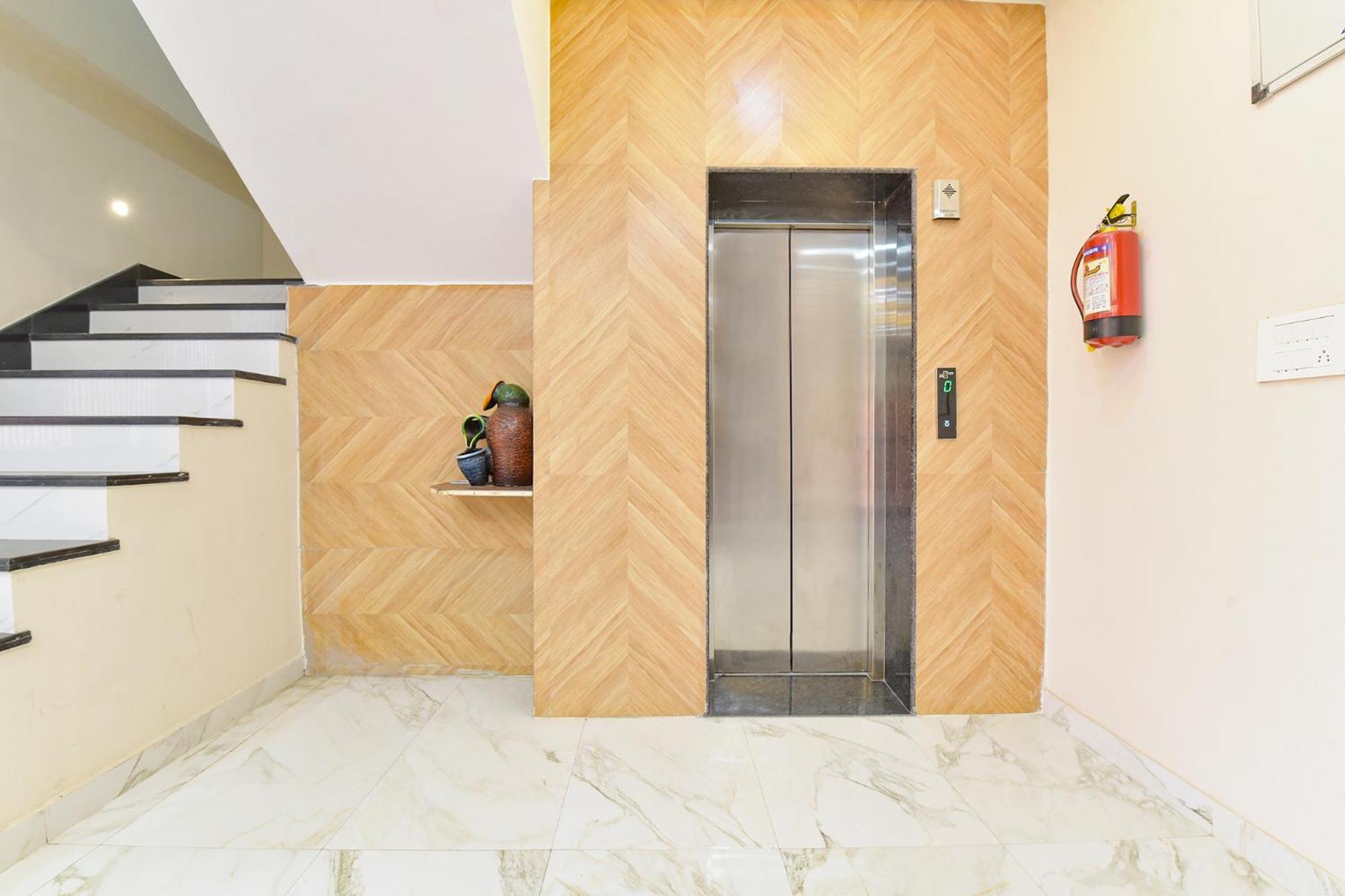 Fabhotel Lavish Palace Dzsaipur Kültér fotó